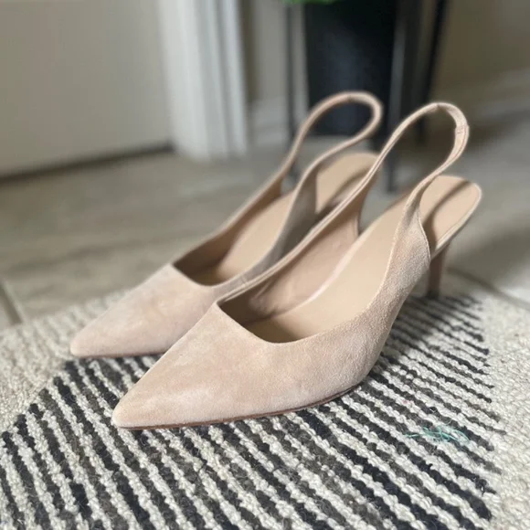 Banana Republic Sling back heels - Picture 2 of 3